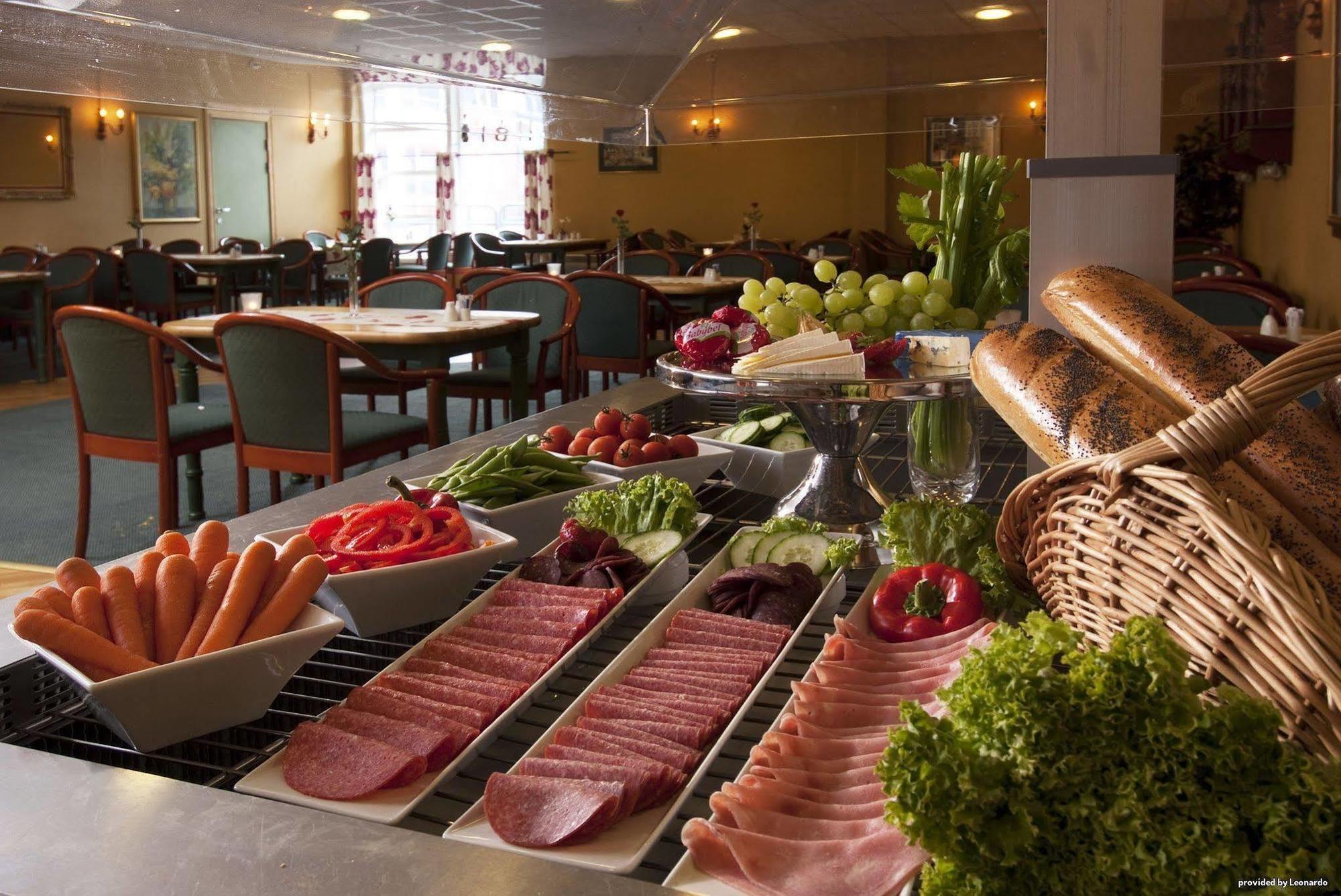 Thon Partner Hotel Baronen Alesund Restoran gambar